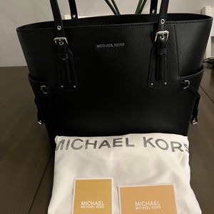 MK purse